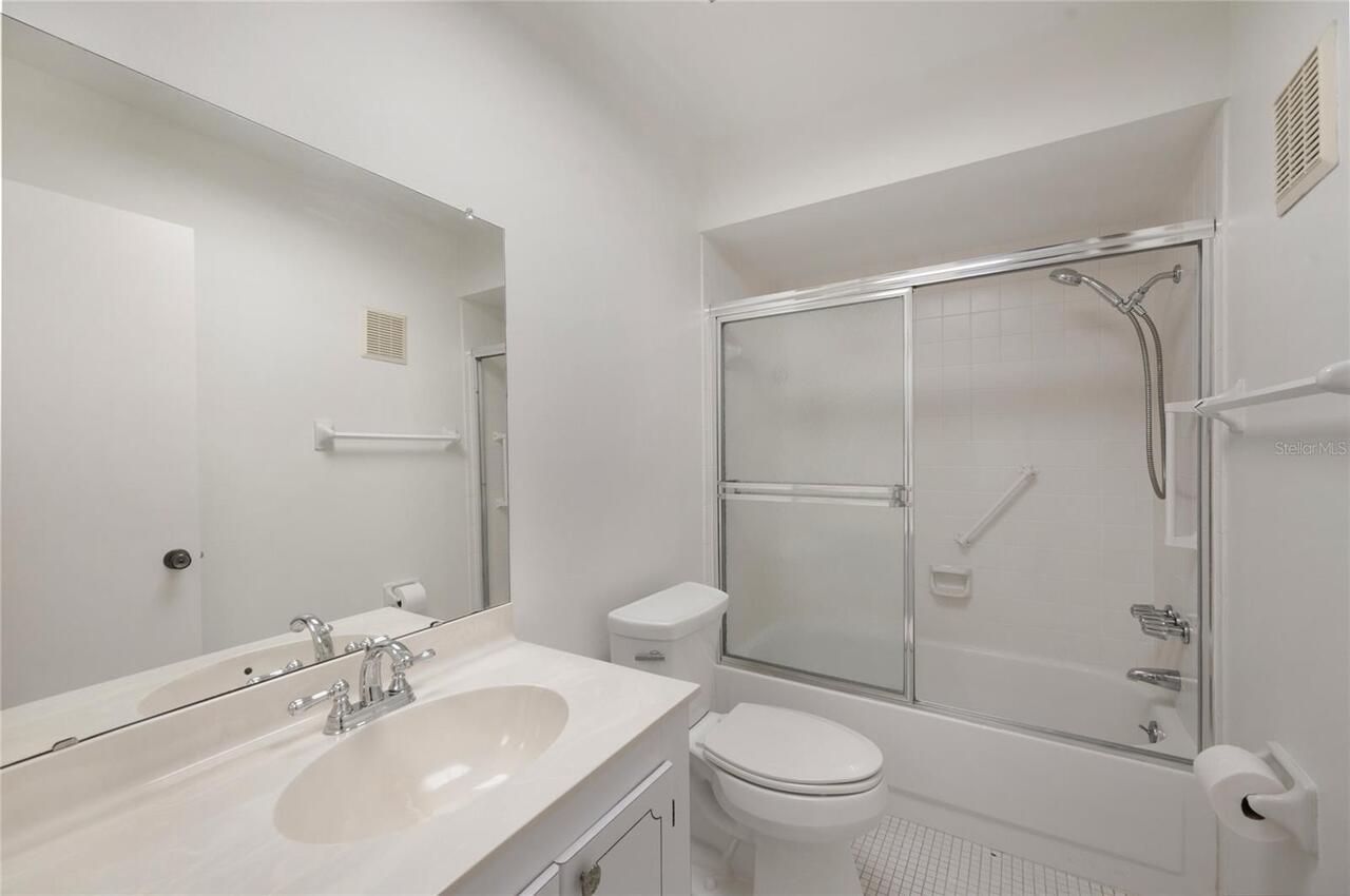 Listing Photo 24
