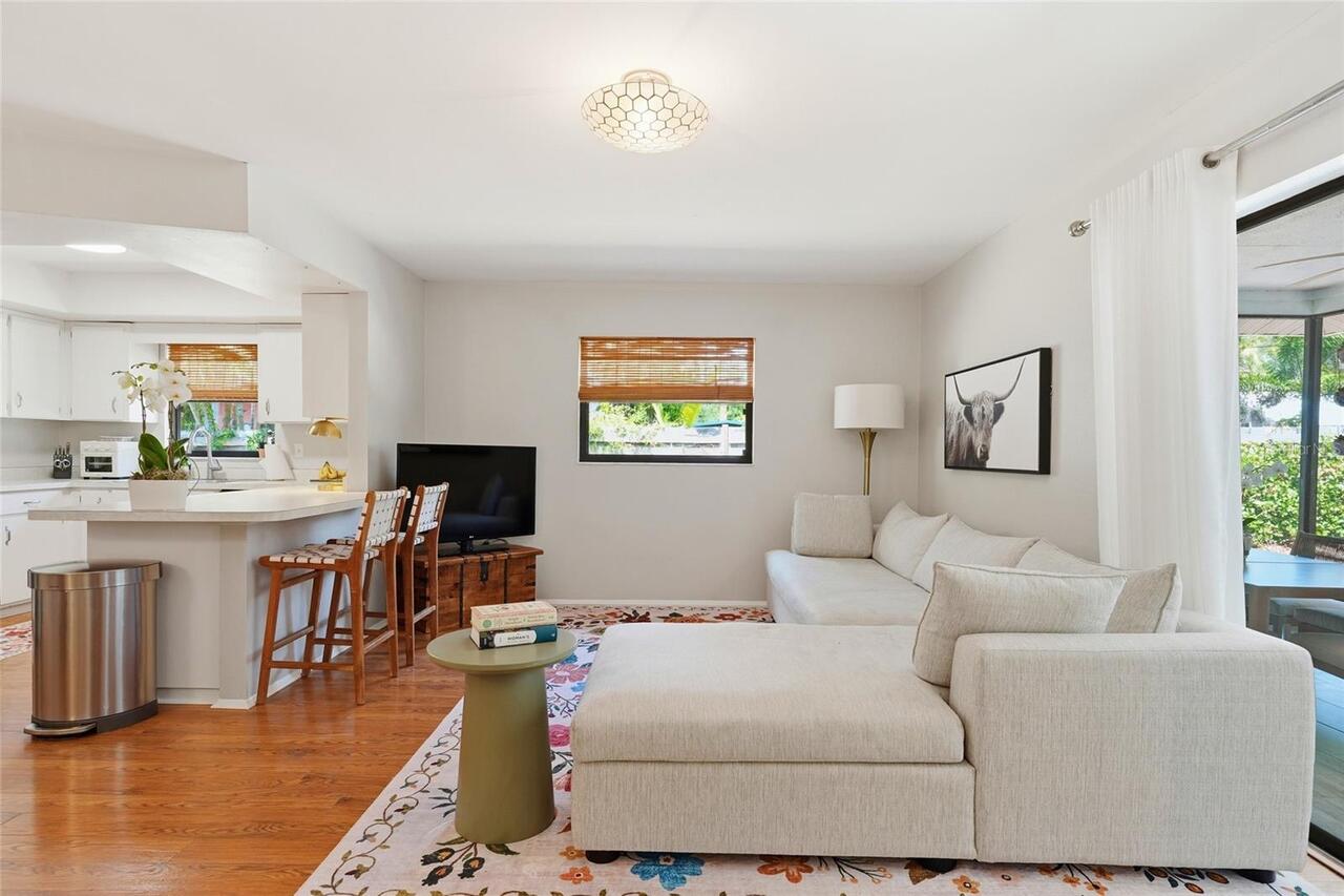 Listing Photo 17
