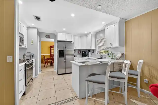 Listing Photo 11