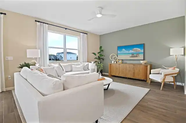 Listing Photo 8