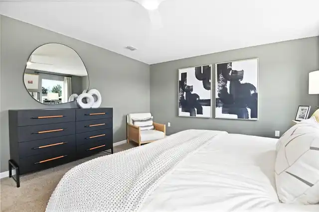 Listing Photo 10