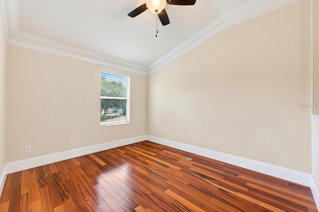 Listing Photo 32