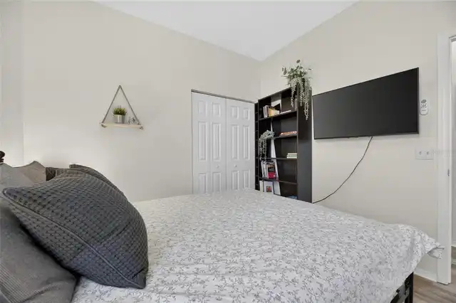 Listing Photo 37