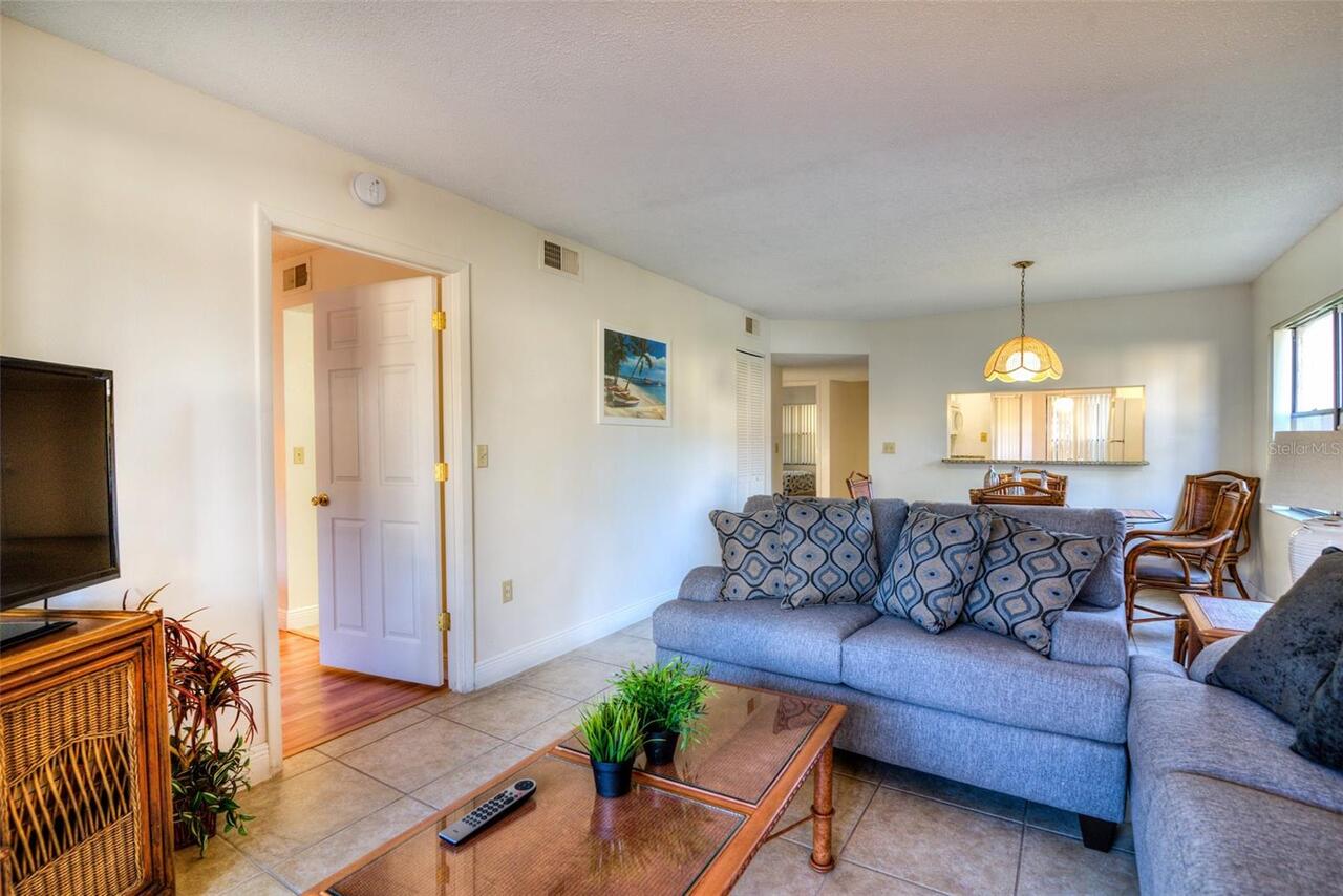 Listing Photo 14