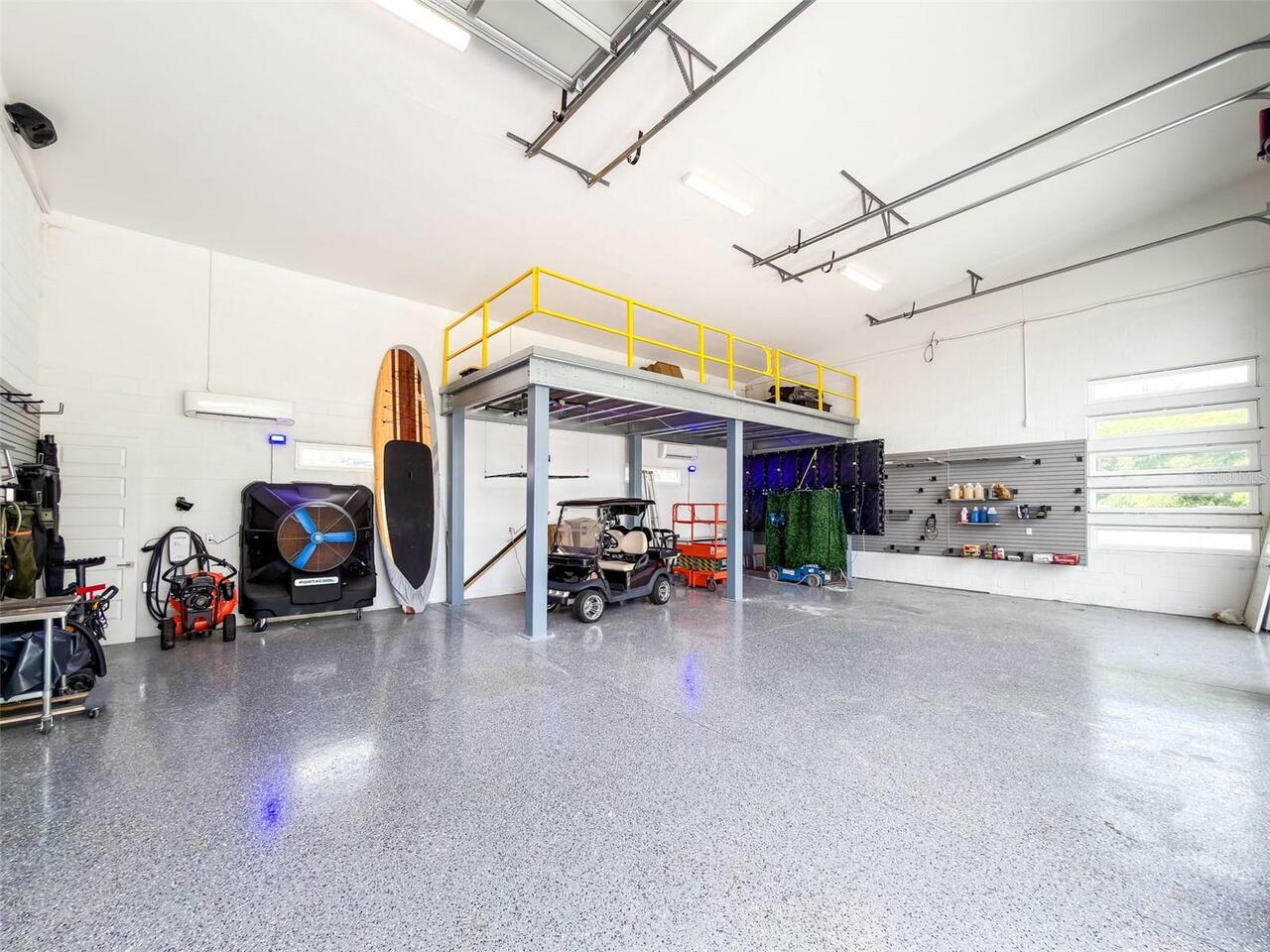 Listing Photo 9