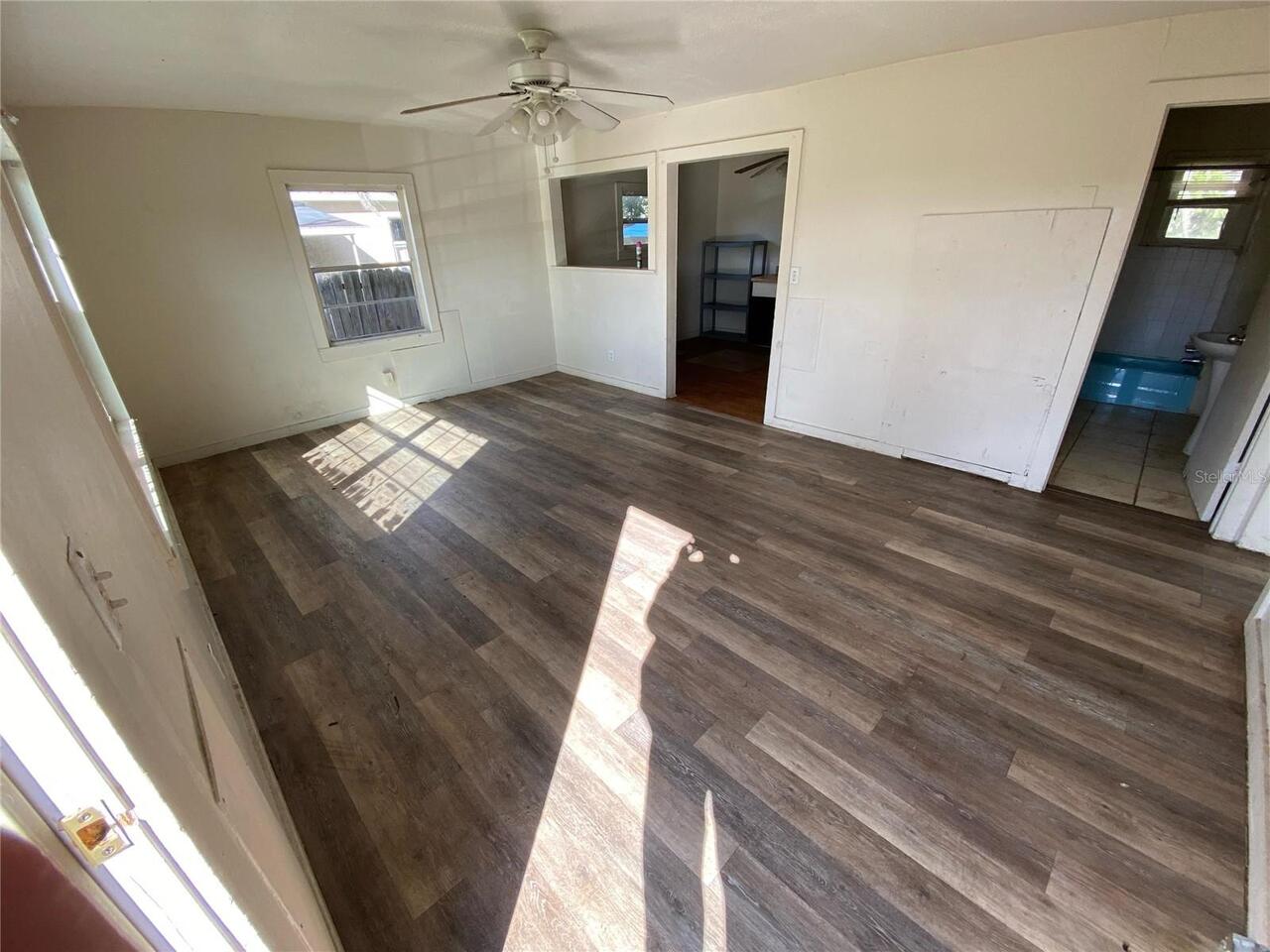 Listing Photo 9