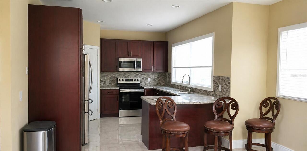 Listing Photo 7