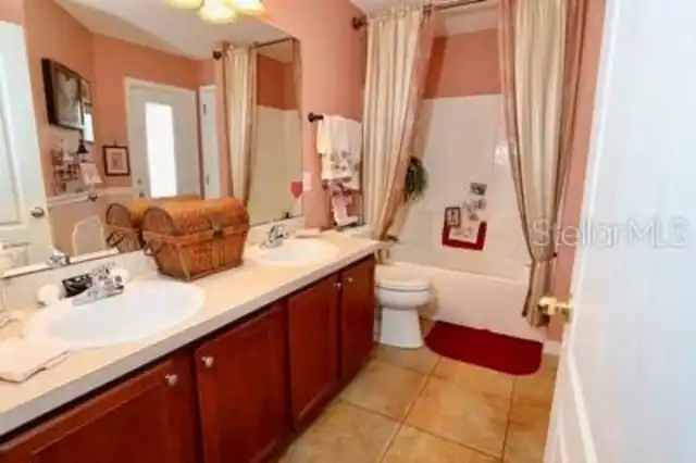 Listing Photo 18