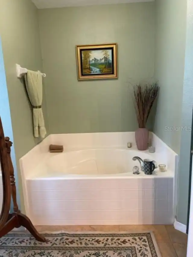 Listing Photo 19
