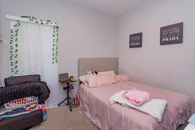 Listing Photo 16