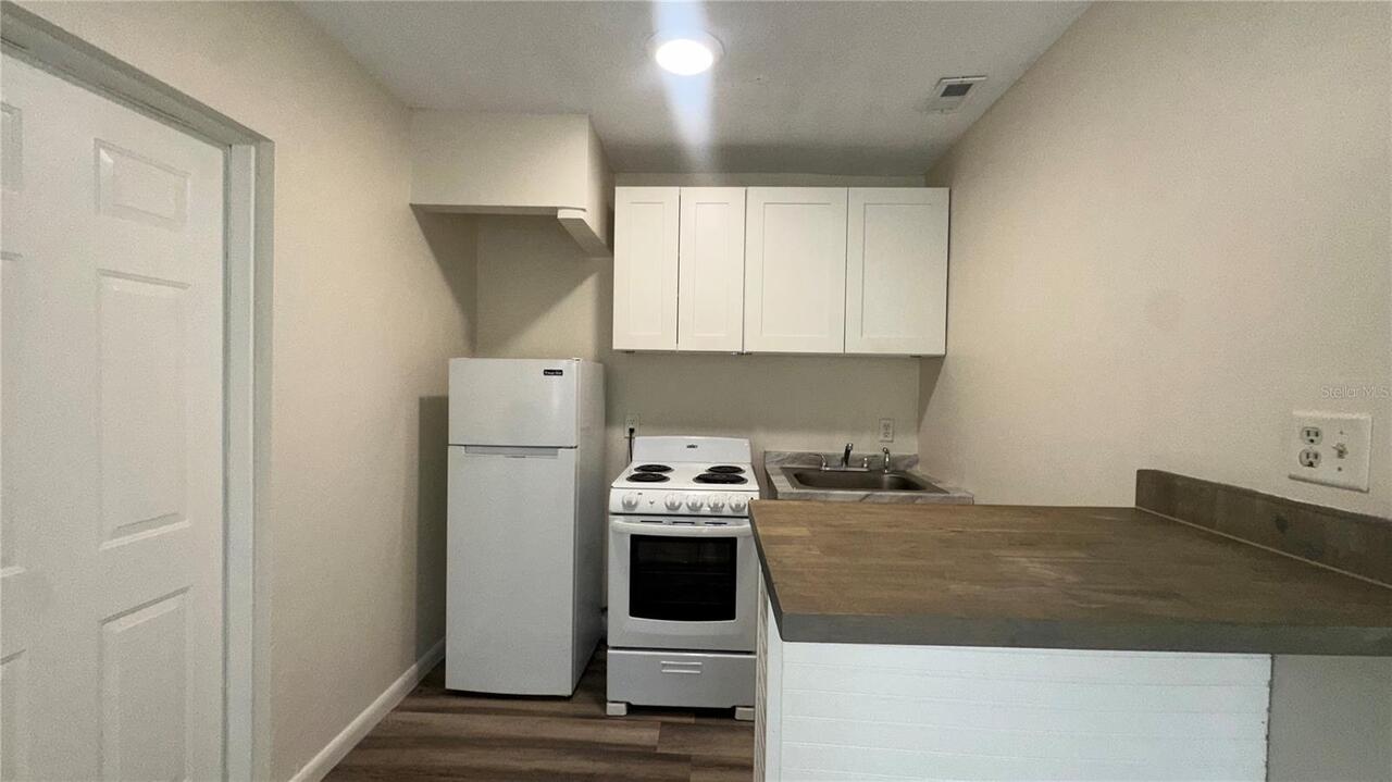 Listing Photo 7