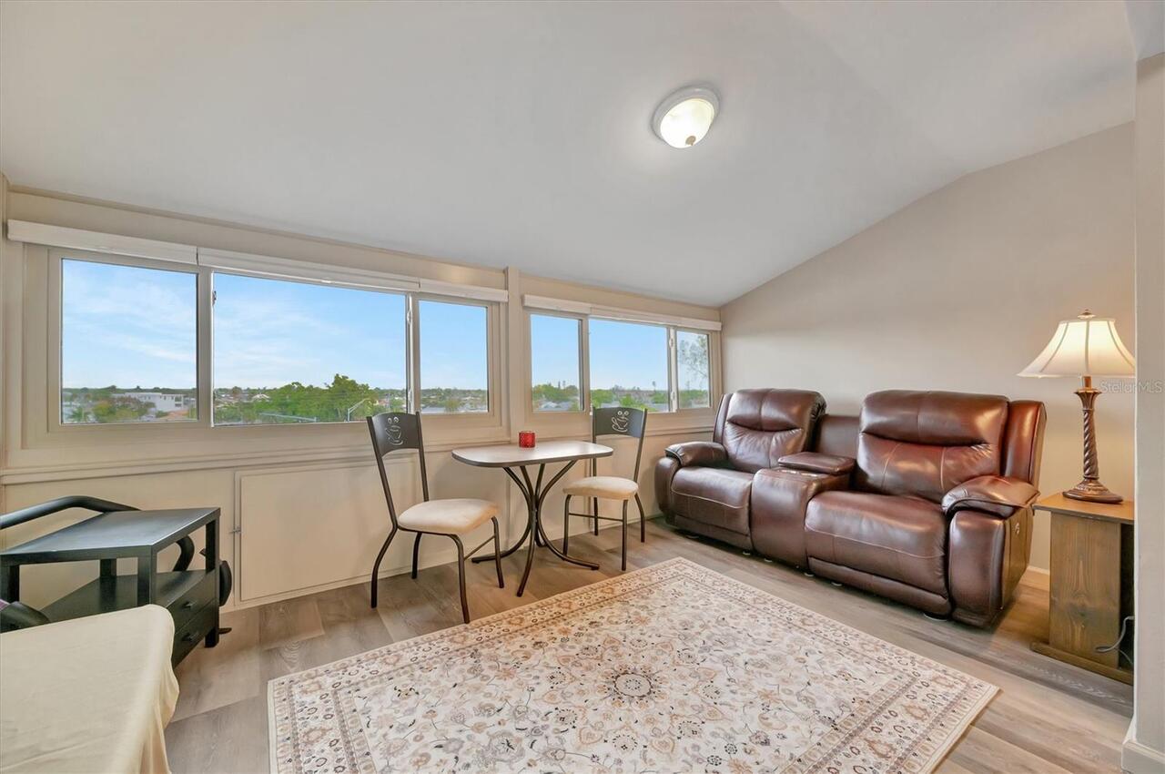 Listing Photo 54