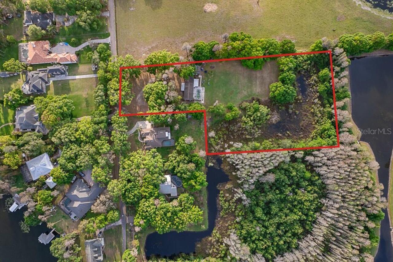 Listing Photo 10