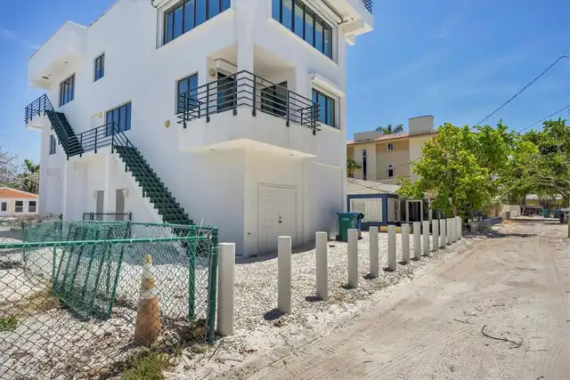 Listing Photo 31