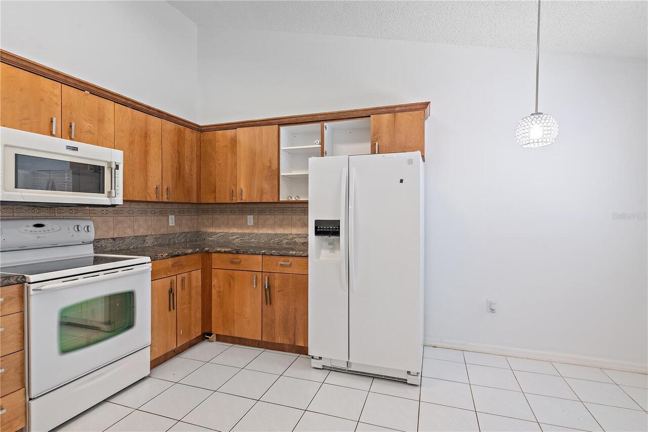 Listing Photo 16
