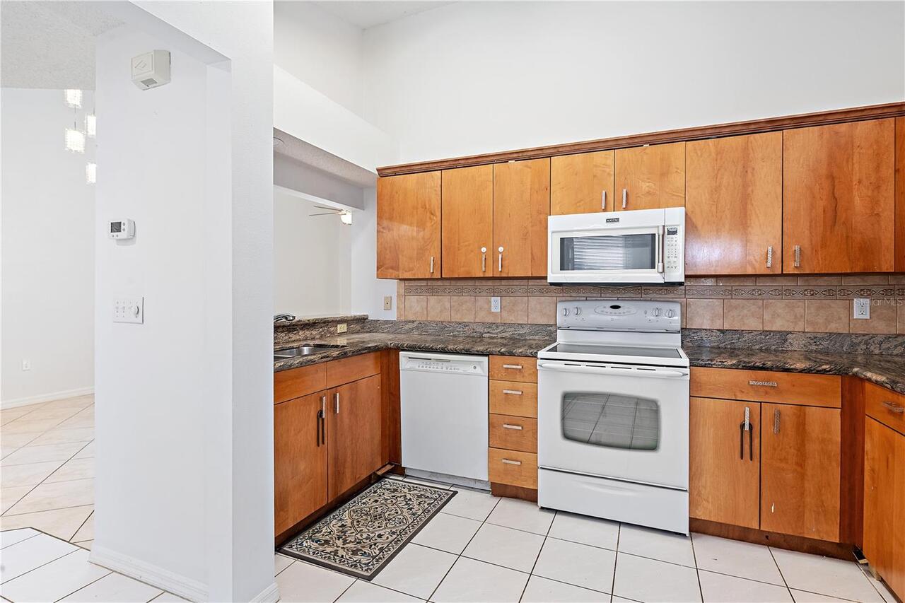 Listing Photo 17