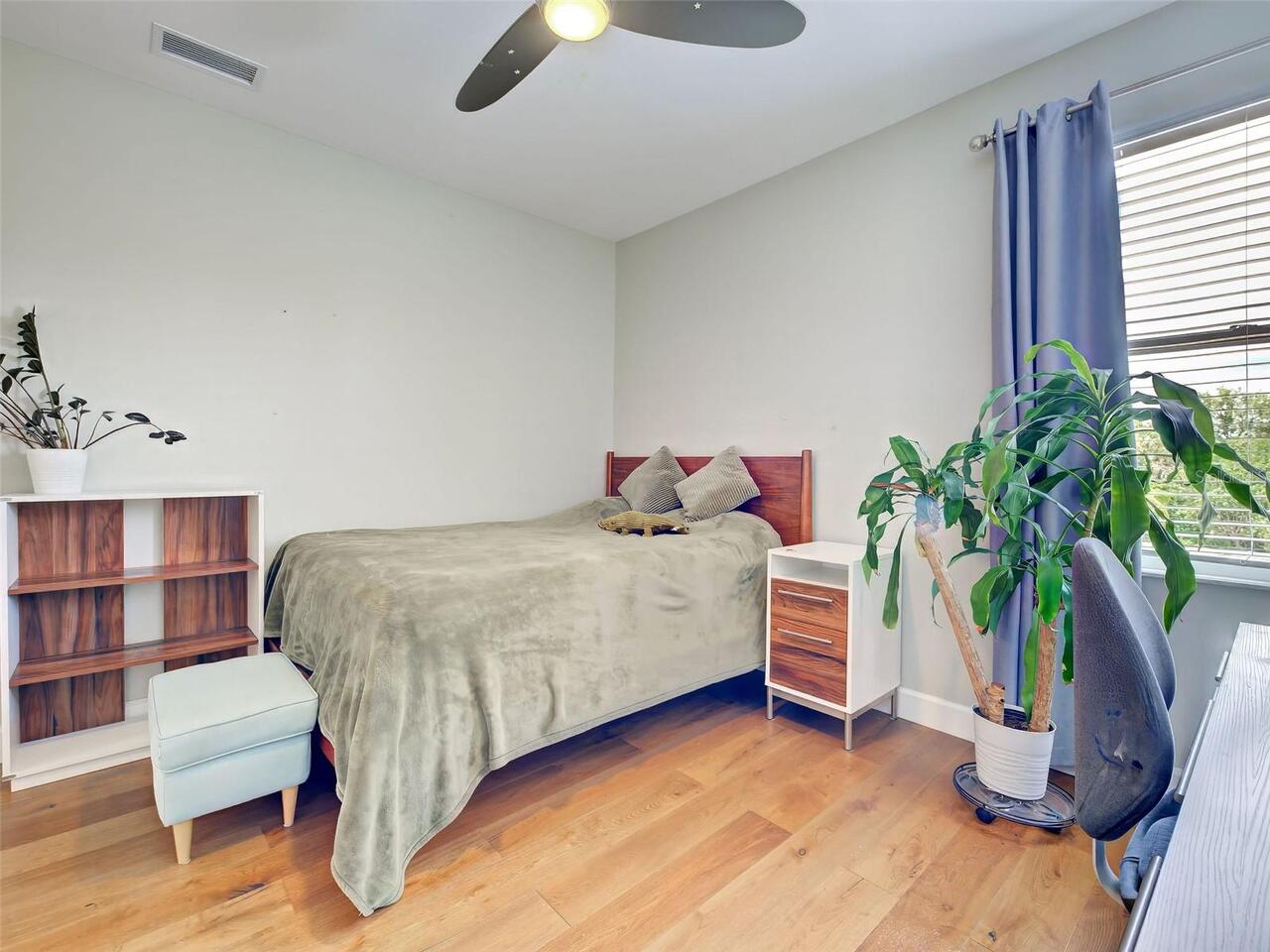 Listing Photo 38