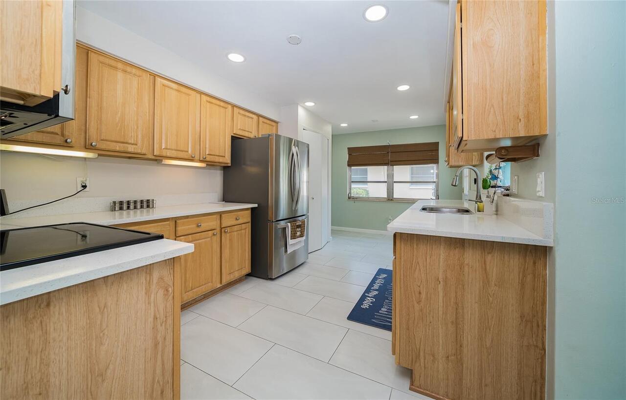 Listing Photo 12