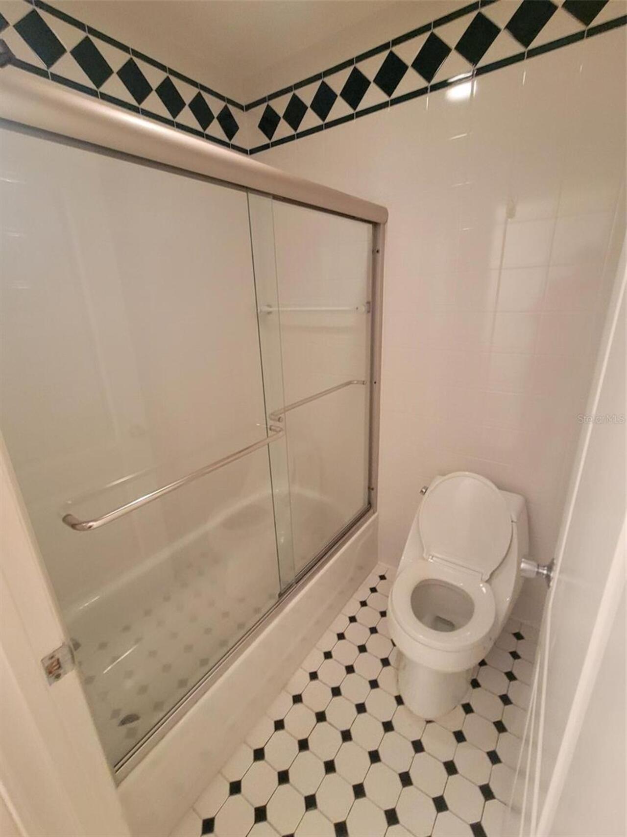 Listing Photo 24