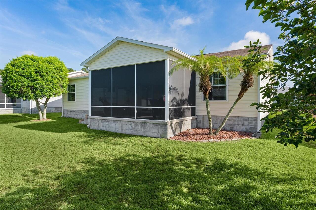 Listing Photo 10