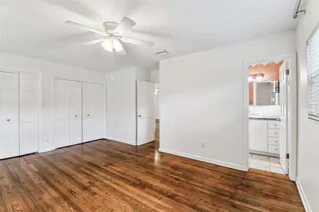 Listing Photo 16