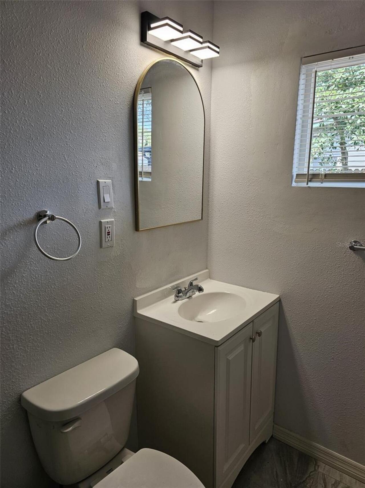 Listing Photo 9