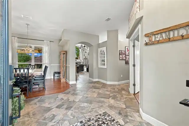 Listing Photo 16