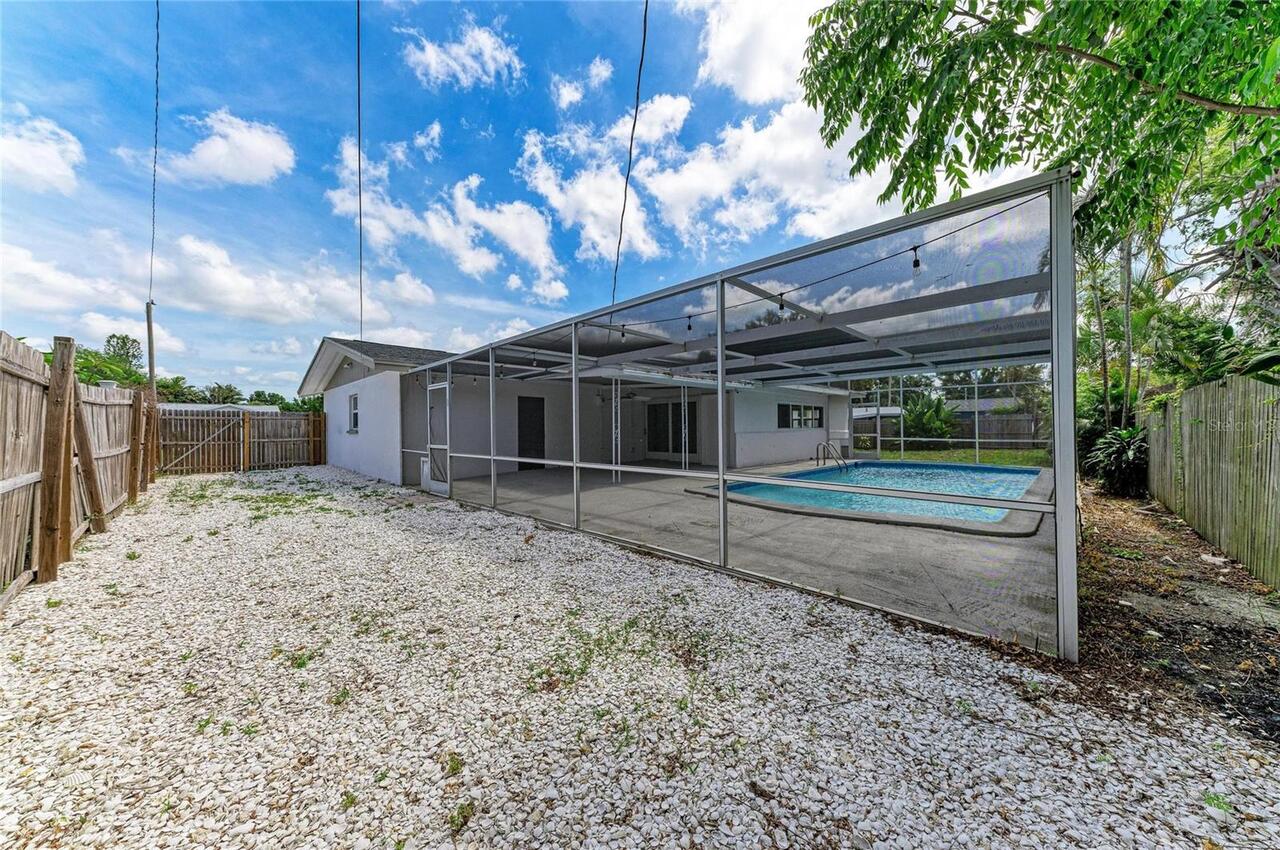 Listing Photo 38