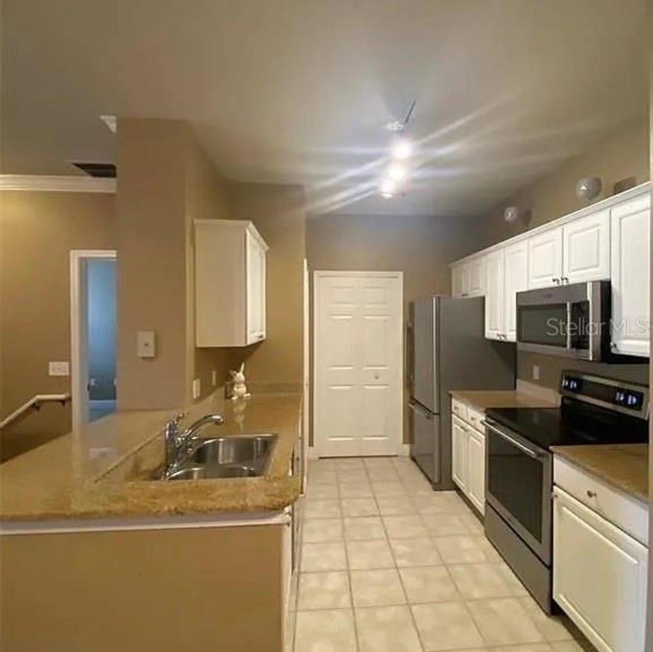 Listing Photo 8