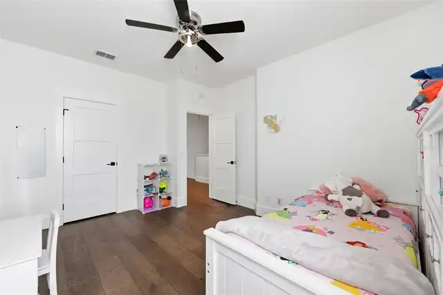 Listing Photo 31