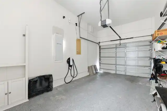Listing Photo 32