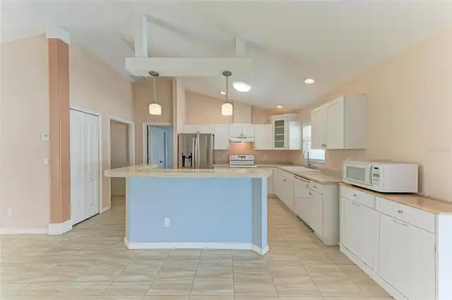 Listing Photo 16