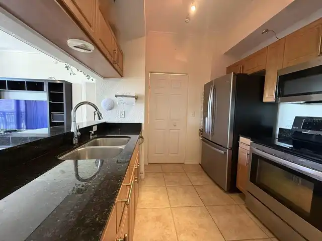 Listing Photo 6
