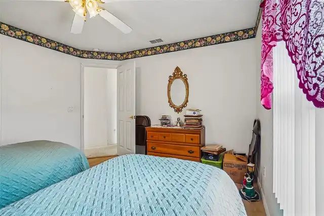 Listing Photo 31