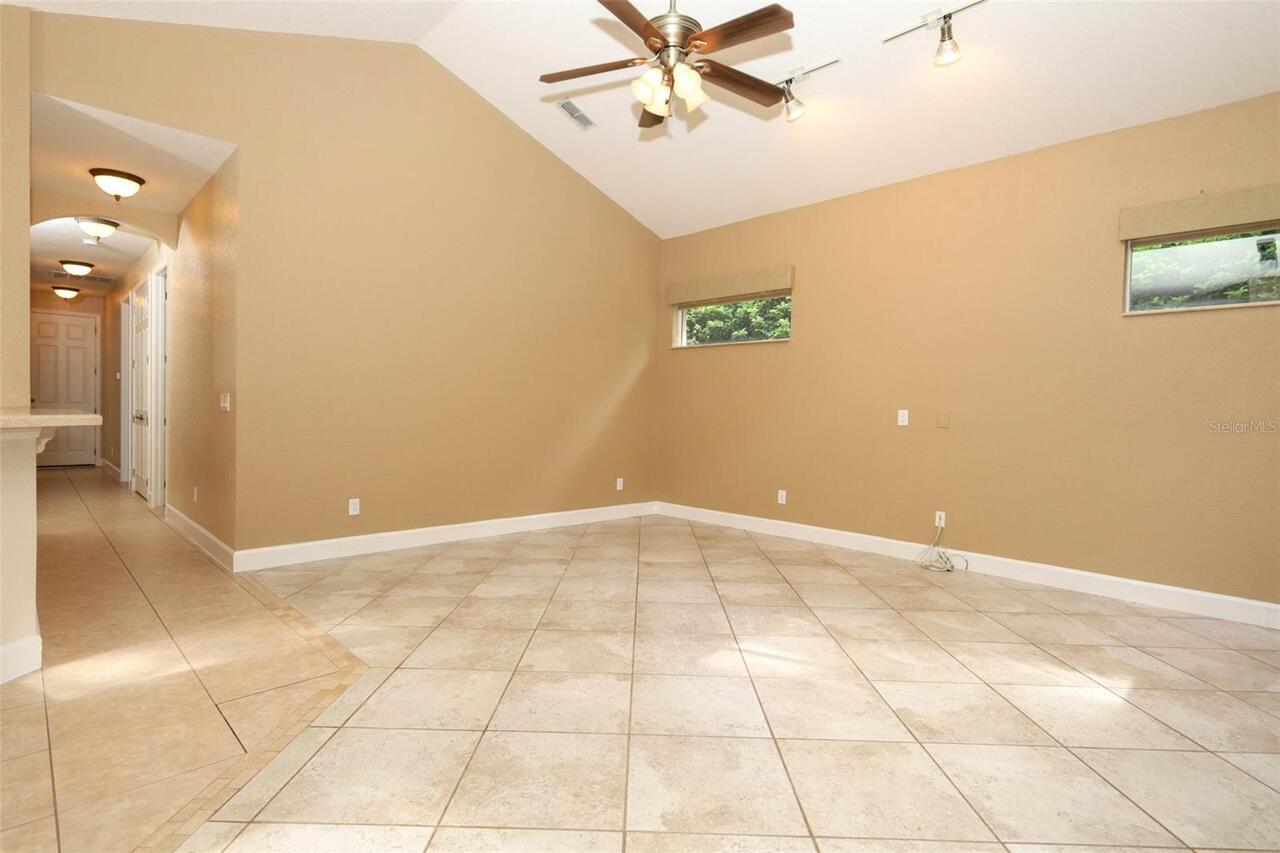 Listing Photo 37