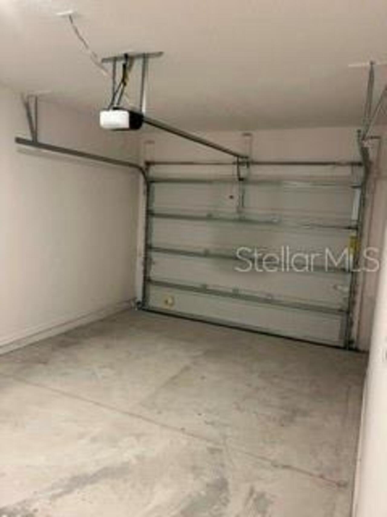 Listing Photo 11