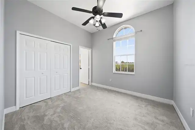 Listing Photo 14