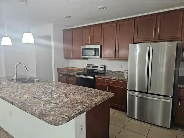 Listing Photo 14