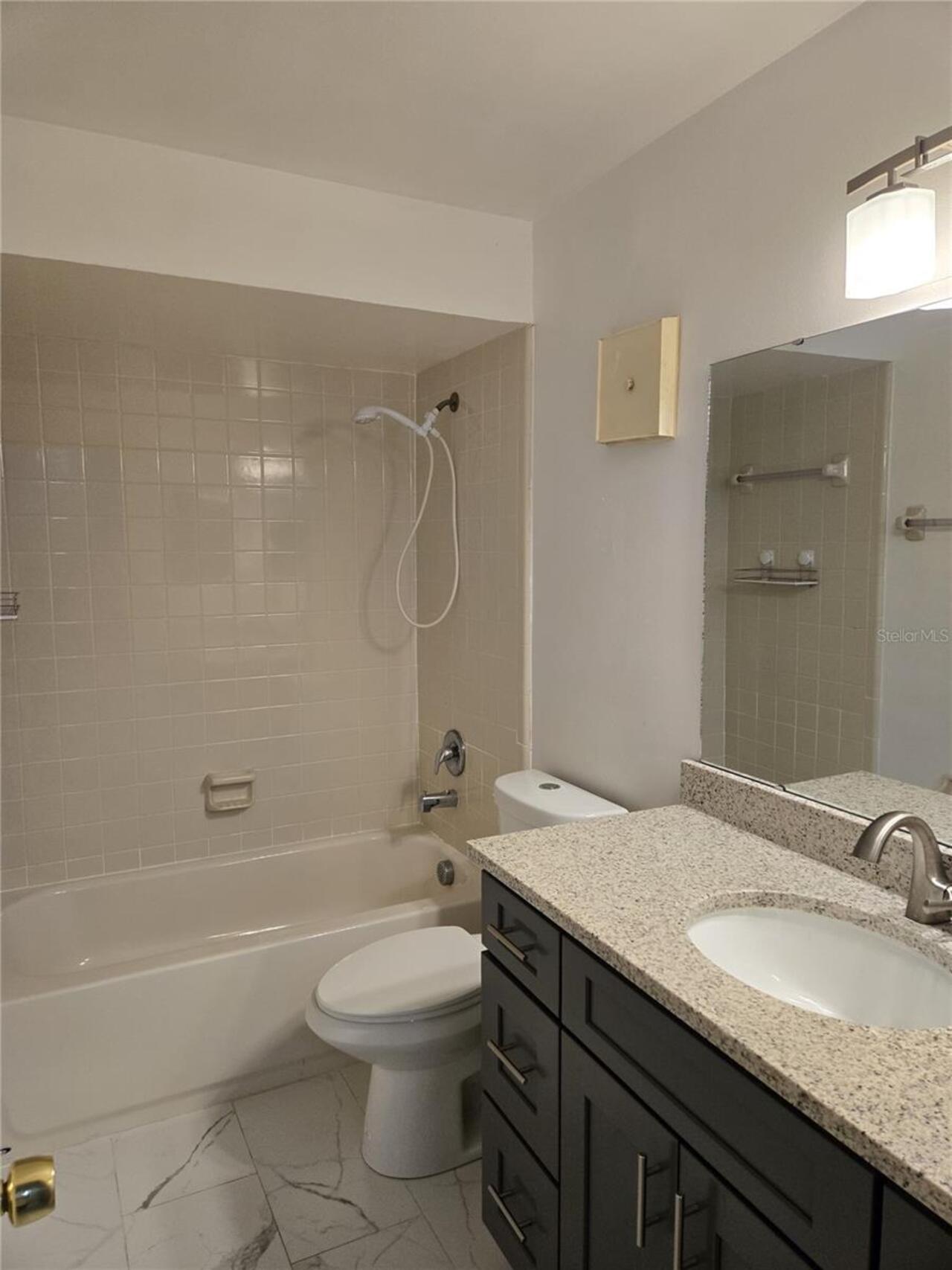 Listing Photo 22