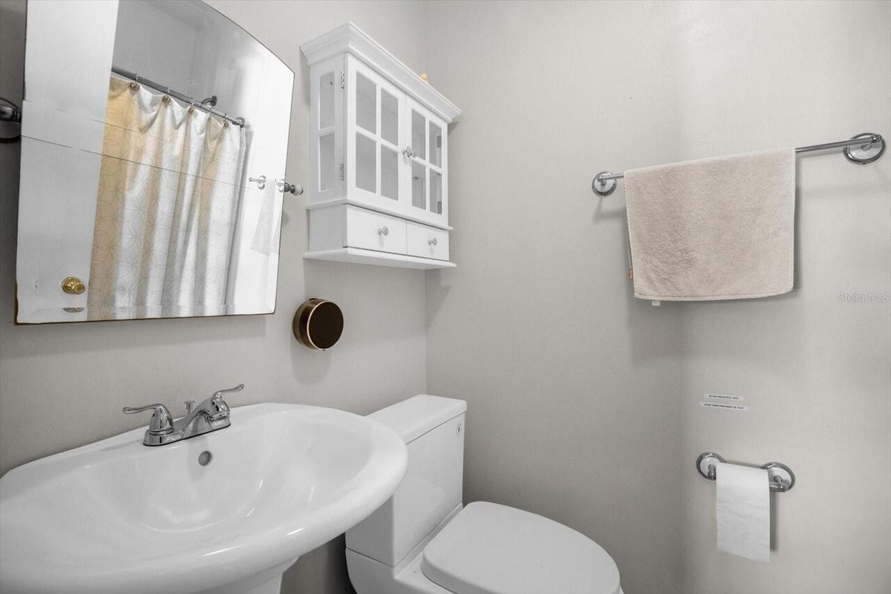 Listing Photo 9