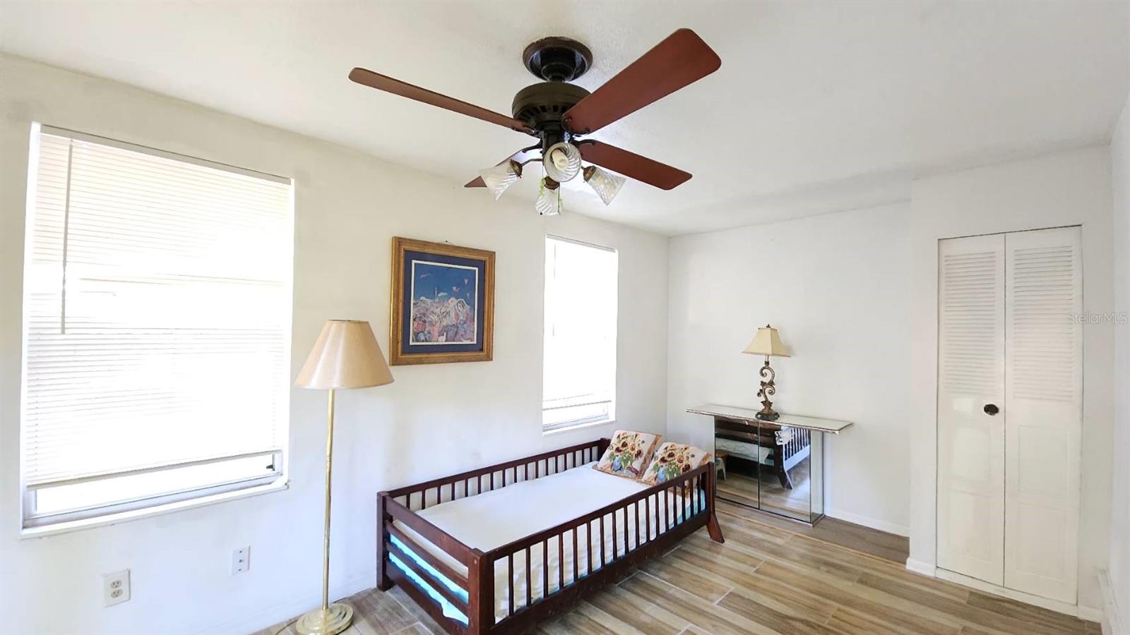 Listing Photo 14