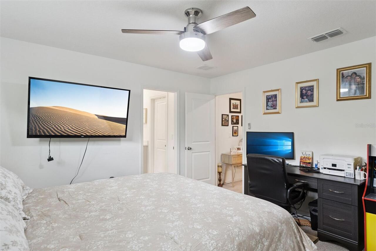 Listing Photo 18
