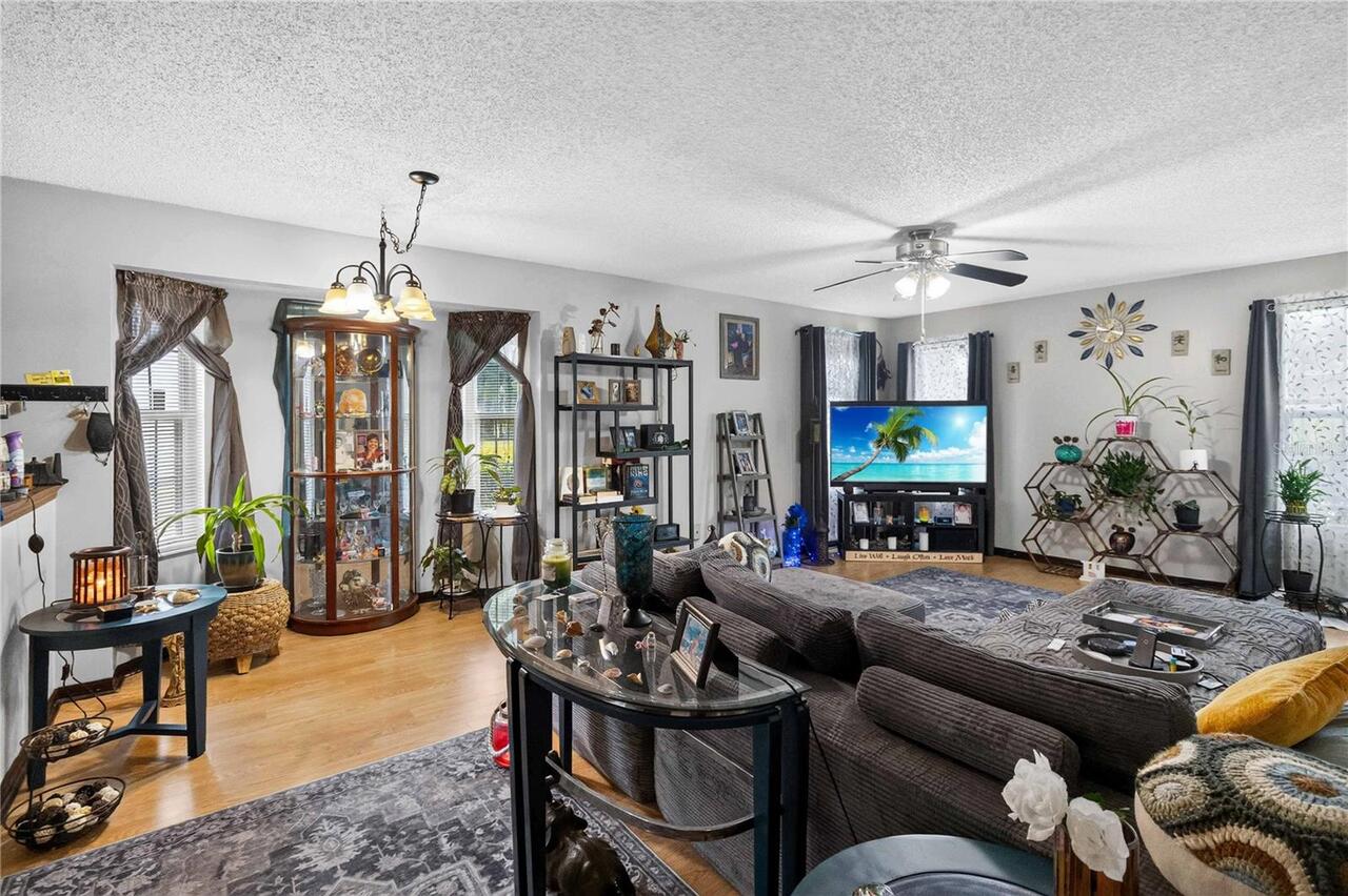 Listing Photo 7