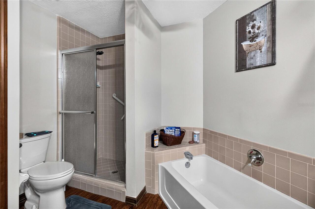 Listing Photo 14