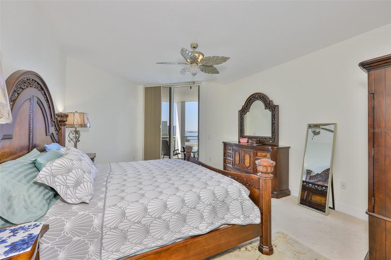 Listing Photo 12