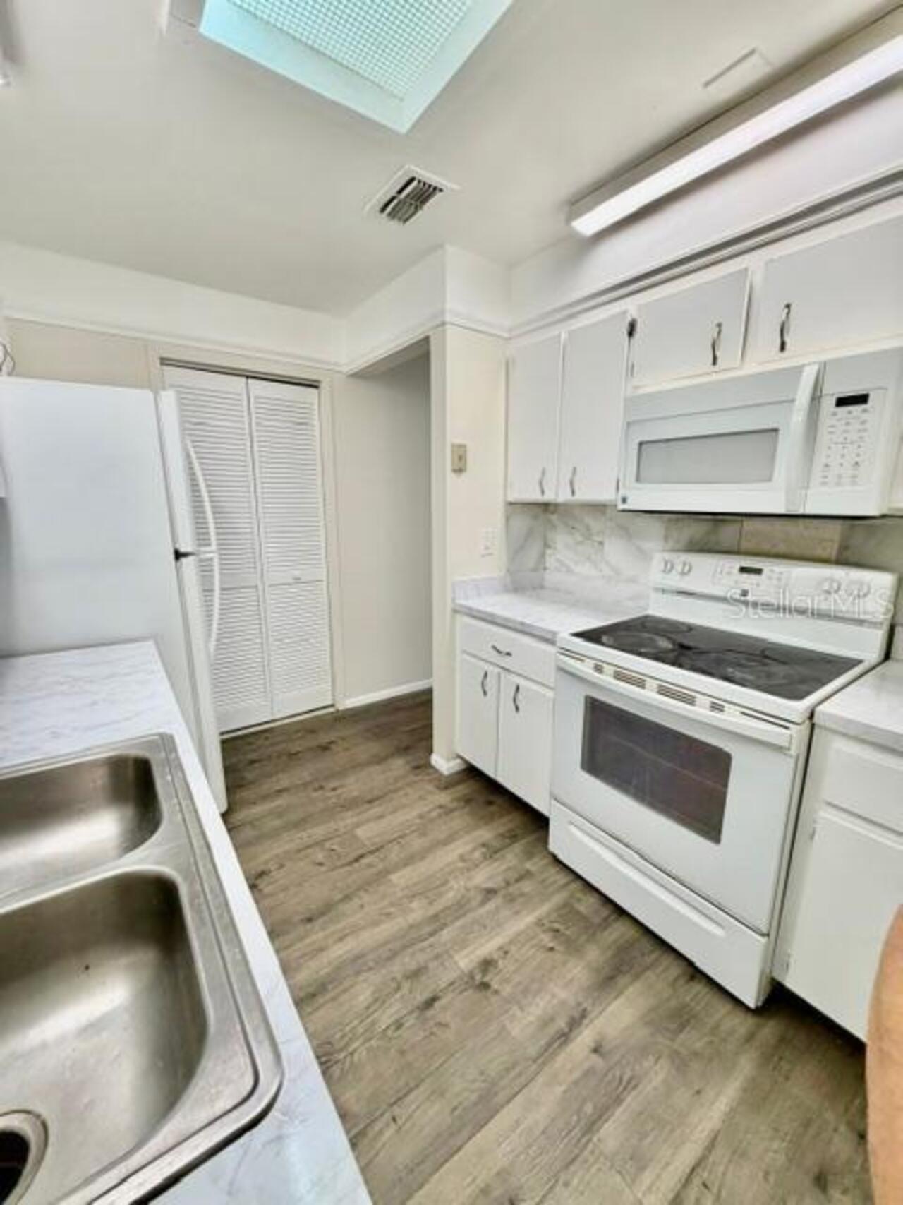 Listing Photo 13
