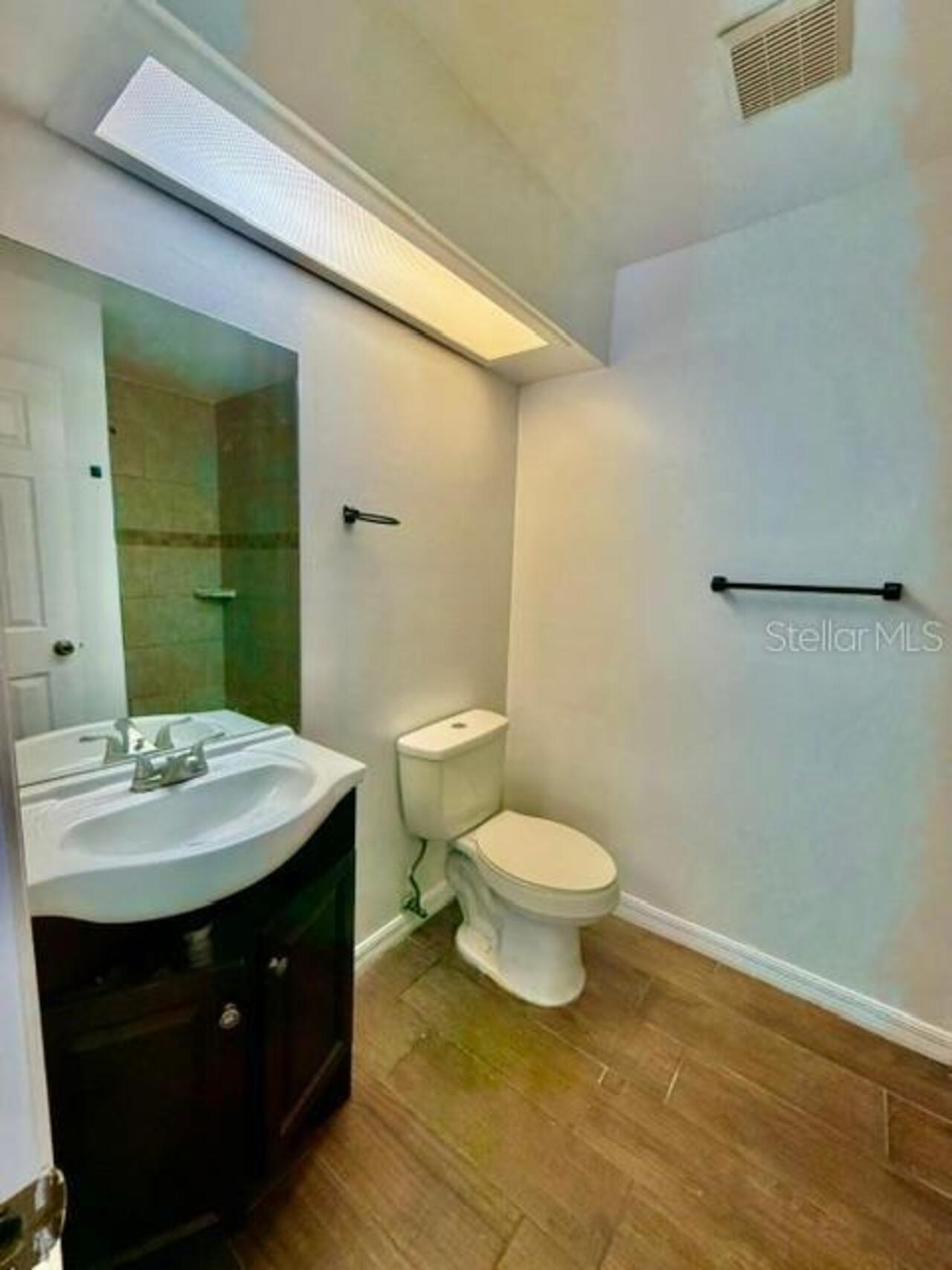 Listing Photo 16