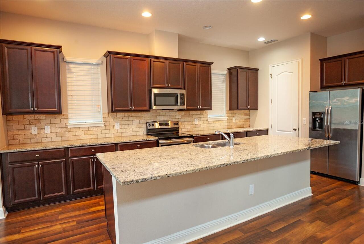 Listing Photo 15