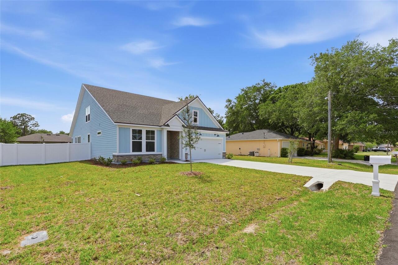 Listing Photo 42