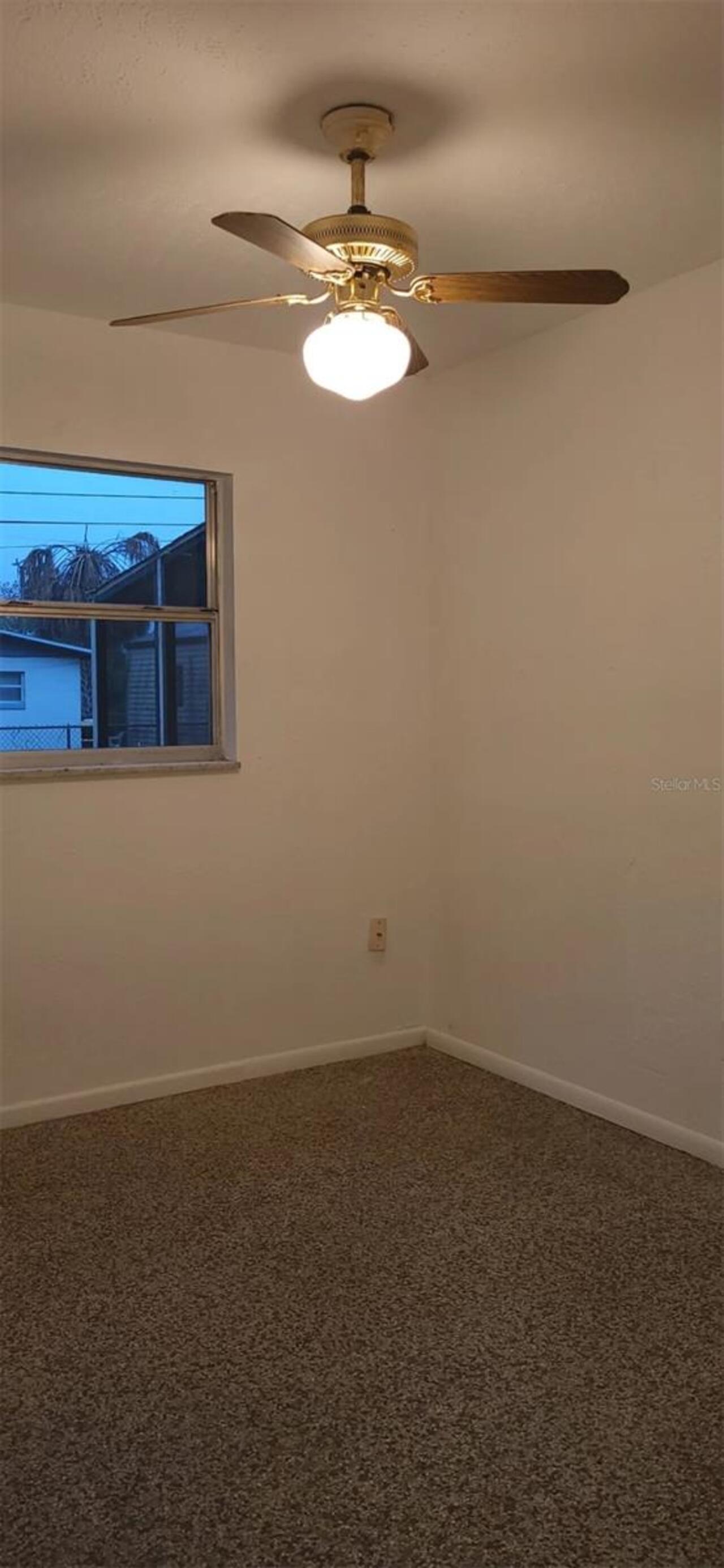 Listing Photo 9